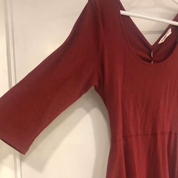 Key-hole Backed Dress - Picture 4 of 7